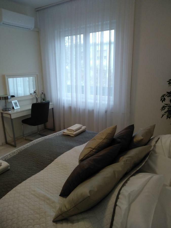 Abc Apartment Budapest Luaran gambar